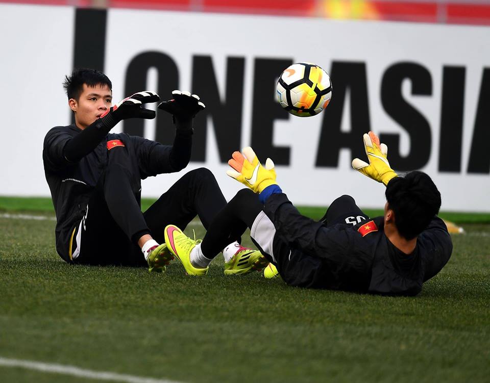 U23 Việt Nam làm quen sân Thường Châu, sẵn sàng nghênh chiến U23 Qatar